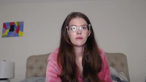 Snapshot of meganholly00 chatting on 09/17/25, 08:21 Megan online show from 09/17/25, 08:21