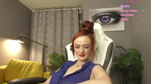 MeganieX online show from 11/14/25, 01:59