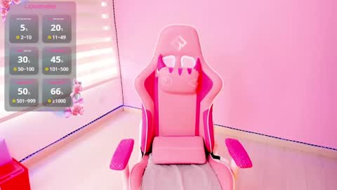 Megan online show from 03/11/25, 01:34