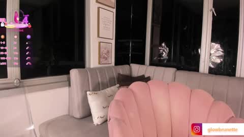 Mara online show from 02/21/25, 10:17