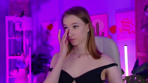 Snapshot of meganrodgers chatting on 05/10/26, 05:40 megan online show from 05/10/26, 05:40