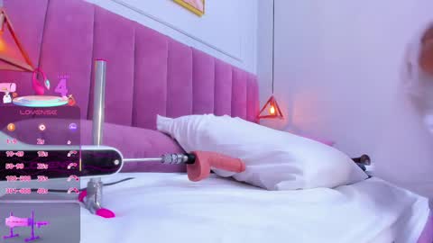 Megan  online show from 03/08/25, 10:45