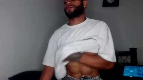 meganseaxson online show from 11/05/25, 06:02