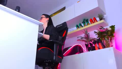 Megan online show from 02/19/26, 06:37