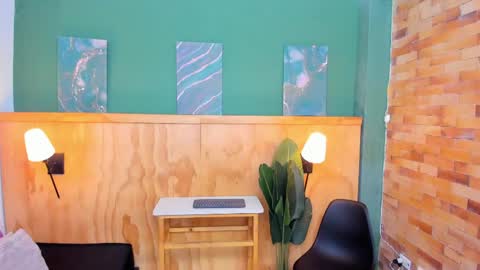 Megan online show from 04/16/26, 12:06