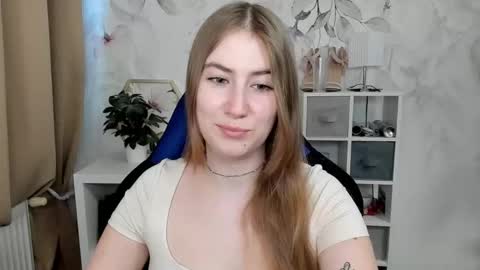 Megan online show from 04/17/26, 05:43