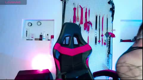 Snapshot of meggan_greey chatting on 12/29/24, 09:52 Your best slave online show from 12/29/24, 09:52