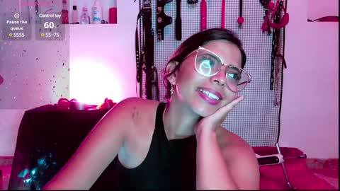 Snapshot of meggan_greey chatting on 01/09/25, 08:44 Your best slave online show from 01/09/25, 08:44