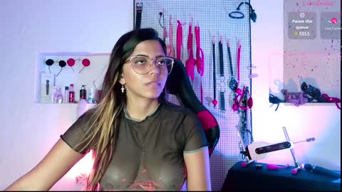 Snapshot of meggan_greey chatting on 01/17/25, 04:49 Your best slave online show from 01/17/25, 04:49