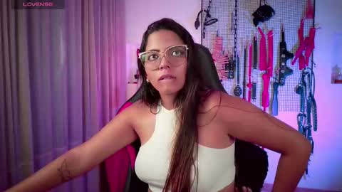 Snapshot of meggan_greey chatting on 09/09/25, 09:14 Your best slave online show from 09/09/25, 09:14