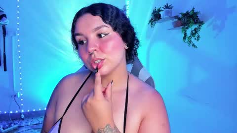   online show from 11/18/25, 11:37