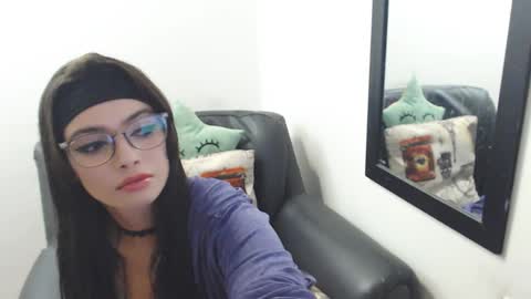 meghan online show from 02/12/25, 06:51