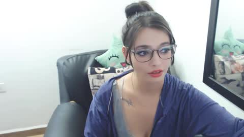 meghan online show from 03/01/25, 04:26