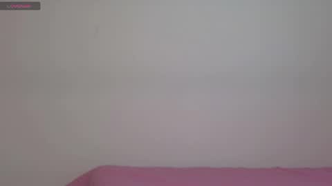 Snapshot of meghan_taylor__ chatting on 06/06/26, 01:32 Meghan online show from 06/06/26, 01:32