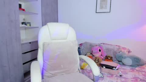 Ann online show from 04/23/26, 03:08