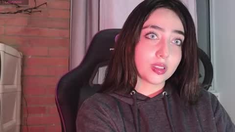 Snapshot of megumi_yang chatting on 01/19/25, 06:09 Megumi online show from 01/19/25, 06:09