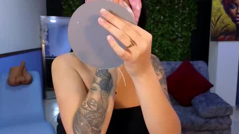 Mei online show from 12/18/25, 11:05