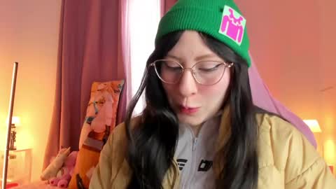 Snapshot of meikitty chatting on 10/29/25, 08:43 Mei online show from 10/29/25, 08:43