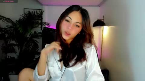 meiluxe online show from 06/14/26, 10:28