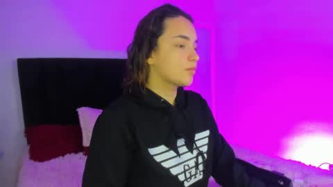 IG soymeily oficial  online show from 05/19/26, 01:33