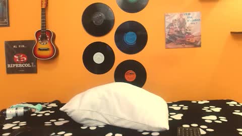 MEIS online show from 09/28/25, 02:50