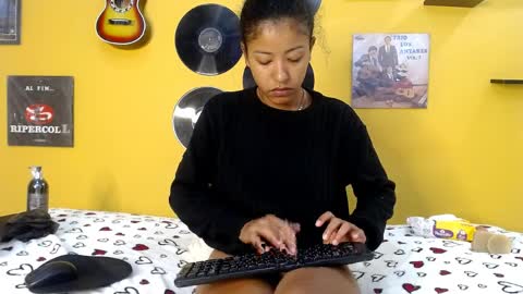 MEIS online show from 04/07/26, 02:23