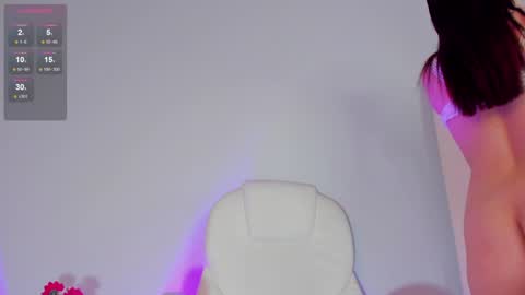 Snapshot of mel_18_ chatting on 02/03/25, 09:39 A N D R E A online show from 02/03/25, 09:39