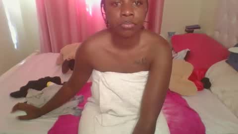 pretty online show from 01/14/26, 07:25