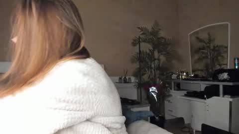  Start every day 2000 - 700 online show from 02/16/26, 08:05