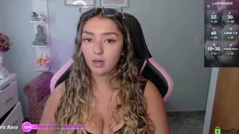 Snapshot of melaany_ chatting on 06/17/26, 12:57 Melaany online show from 06/17/26, 12:57