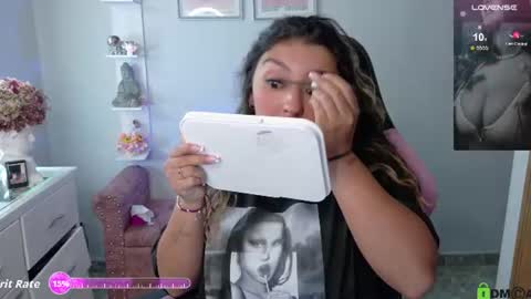 Snapshot of melaany_ chatting on 07/24/26, 12:19 Melaany online show from 07/24/26, 12:19