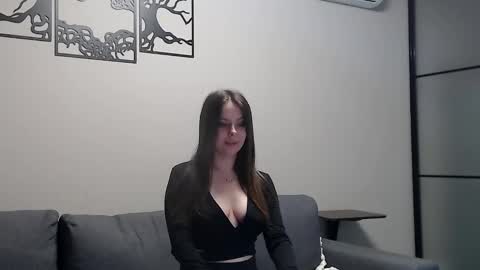 meladams online show from 01/11/25, 08:10