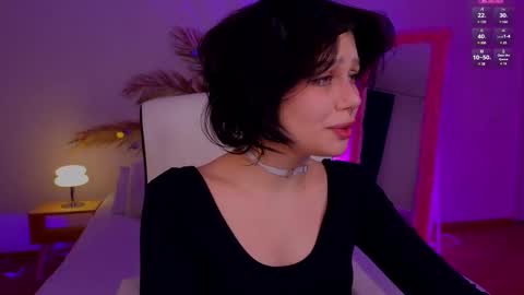 Snapshot of melan1e_ chatting on 02/27/25, 09:47 mel online show from 02/27/25, 09:47