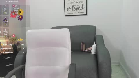 melan_owen online show from 01/29/25, 08:04