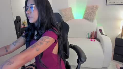 Snapshot of melan_owen chatting on 07/04/26, 03:29 melan_owen online show from 07/04/26, 03:29