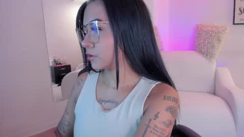 Snapshot of melan_owen chatting on 07/23/26, 11:08 melan_owen online show from 07/23/26, 11:08