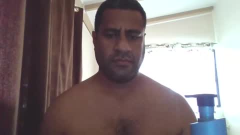 IslandBoy online show from 02/02/25, 04:26