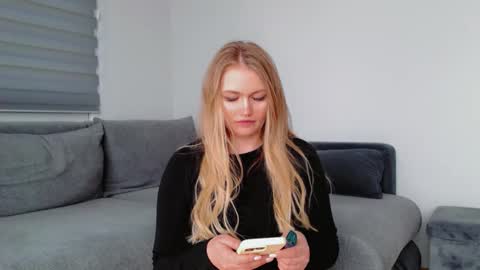 Melania online show from 04/08/26, 10:26