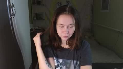 Mila online show from 11/02/25, 07:27