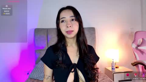 Snapshot of melanie__hills chatting on 03/10/26, 11:37 Melanie online show from 03/10/26, 11:37