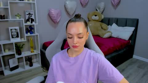 MelanieAlves online show from 03/19/26, 06:39