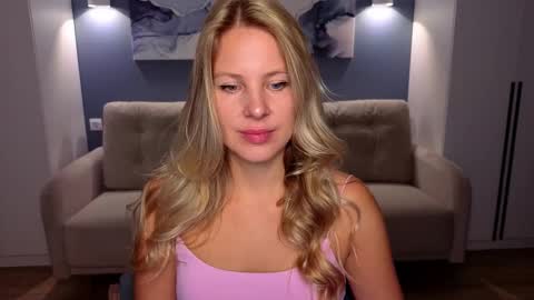 Snapshot of melaniebennett chatting on 09/30/25, 06:29 Melanie Bennett online show from 09/30/25, 06:29