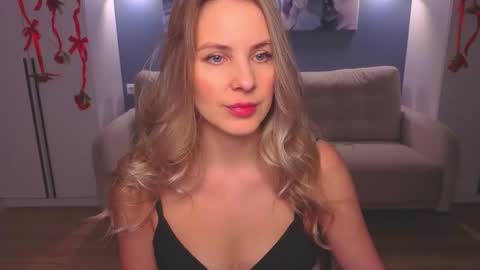 Melanie Bennett online show from 02/24/26, 06:00