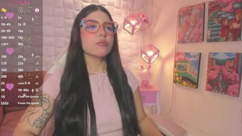 Snapshot of melaniegrayx chatting on 05/29/26, 02:48 melaniegrayx online show from 05/29/26, 02:48