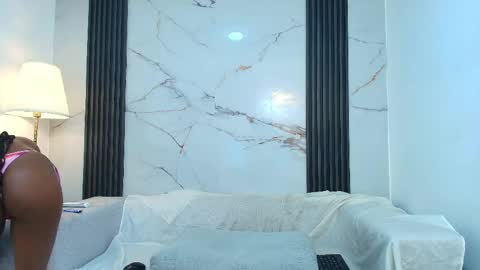 Snapshot of melaniepatton chatting on 03/31/26, 08:31 Melanie online show from 03/31/26, 08:31