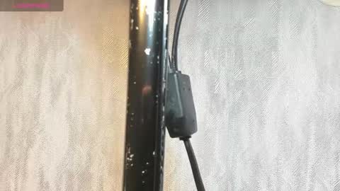 Snapshot of melanierioss_ chatting on 02/23/25, 12:37 online show from 02/23/25, 12:37