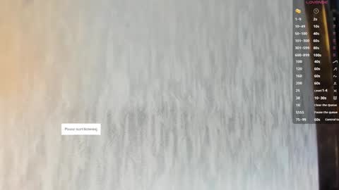 Snapshot of melanierioss_ chatting on 10/03/25, 01:52 online show from 10/03/25, 01:52