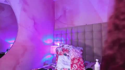 Melanie Roux online show from 01/26/25, 10:46