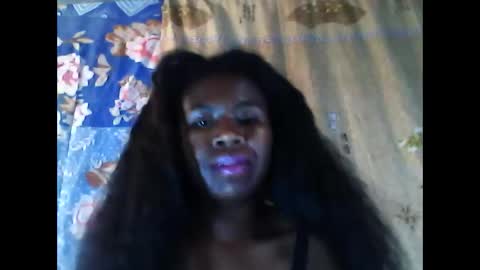 melanih online show from 02/19/25, 11:28