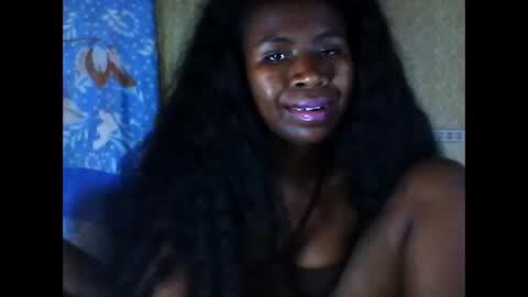 melanih online show from 02/25/25, 11:41